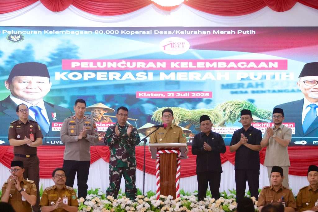 Bupati Tanah Bumbu Hadiri Peluncuran Kelembagaan Kopdes Merah Putih