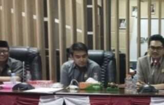 DPRD Tanbu Bantu Selesaikan Polemik Ganti Rugi Lahan Terdampak Dugaan Pencemaran di Sebamban Baru