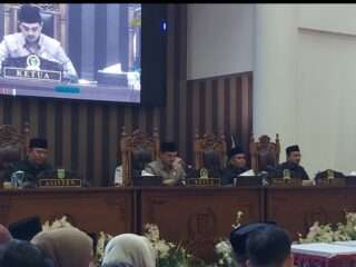 DPRD Tanah Bumbu Setujui Pencabutan Perda Perubahan Status Kelurahan Batulicin