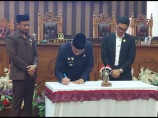 DPRD Tanah Bumbu Gelar Paripurna Penyampaian KUA-PPAS APBD 2027