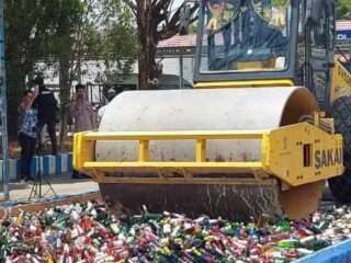 Polres Tanbu Musnahkan 2.946 Botol Miras, Ungkap 24 Kasus dan Amankan 25 Tersangka